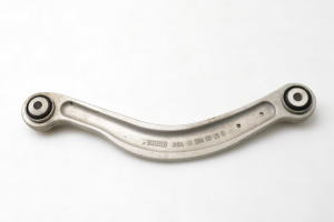 Rear control arm