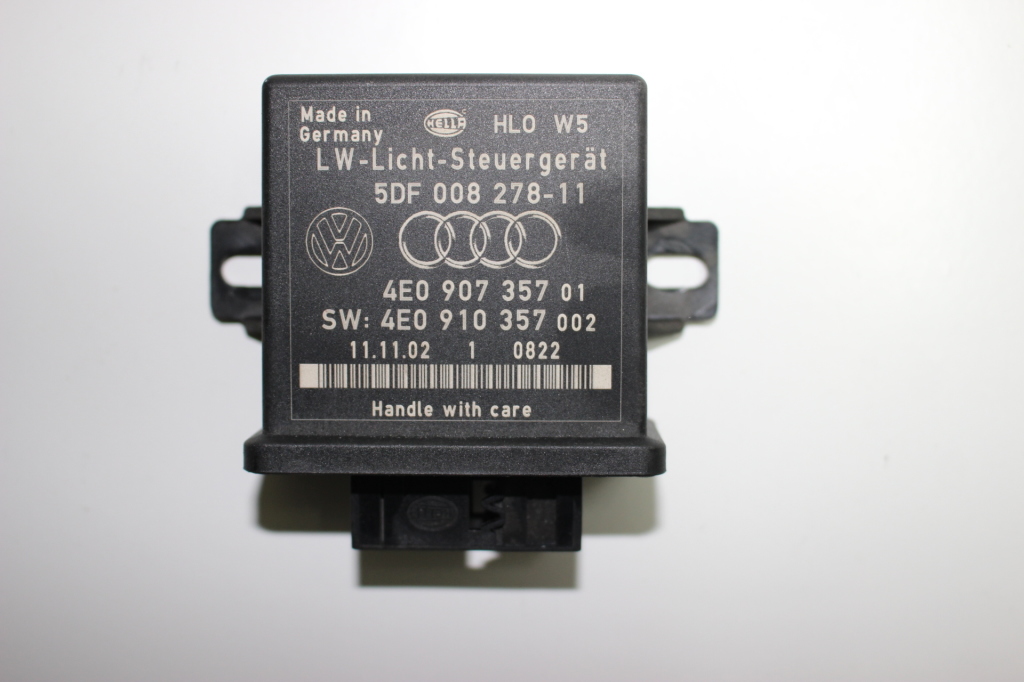 AUDI A8 D3/4E (2002-2010) Headlight Control Unit 4E0907357 21592718