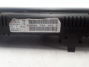 RENAULT Scenic (2003–2010) Instrument cluster 8200704463 - 3