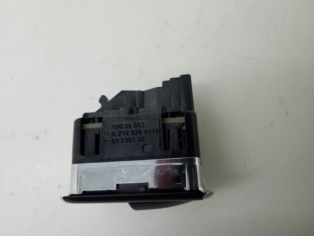 MERCEDES-BENZ E-Class W212/S212/C207/A207 (2009-2016) Back cover Open Switches A2128204410 20975291