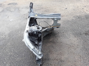 Front outrigger - 32216505