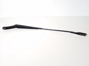 AUDI Q5 (2008–2017) Esiklaasi puhasti hoob 8R1955408B - 2