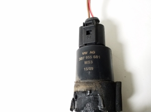 AUDI Q5 (2008–2017) Front headlight washer motor 3B7955681 - 2