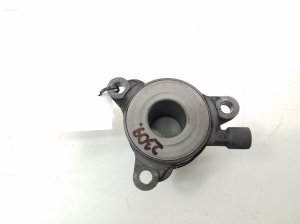 TOYOTA Yaris (2011–2020) Clutch slave cylinder 3140005011 - 3