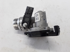  Accelerator valve 