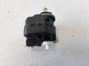 Moteur de réglage de phare - 260562319R