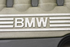 BMW 7 SERIJA E65 (2001–2008) Motorabdeckung 7788908 - 2