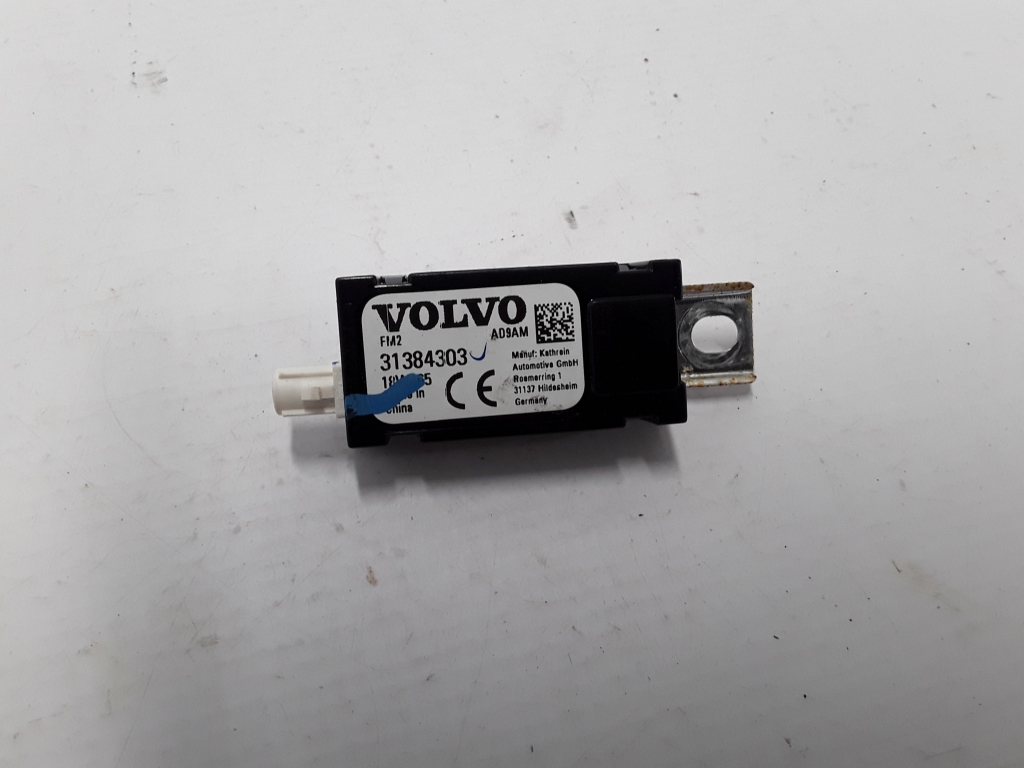 VOLVO S90 2 generation (2016-2023) Amplificateur d'antenne du couvercle de coffre 31384303 22381977