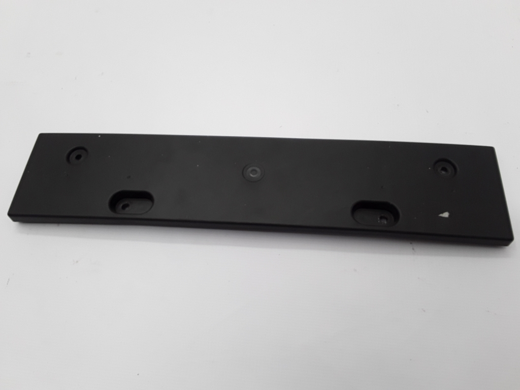 Used RENAULT Captur Front bumper number plate holder 962103341R