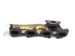  Exhaust manifold 