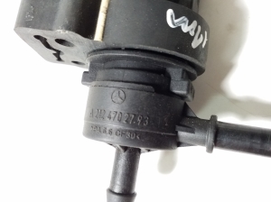 Mercedes Benz R-Class 251 (2006–2017) Magnetventil A2124702793 - 2