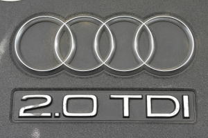AUDI A6 C6 (2004–2011) Motorabdeckung 03G103925 - 3