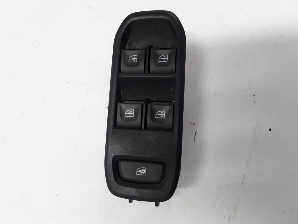DACIA Duster 2 generation (2017-2024) Front Right Door Window Switch 254113300R 22381870