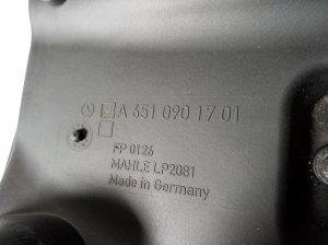Mercedes Benz E-Class W207 (2009–2017) Luftfiltergehäuse A6510901701 - 4