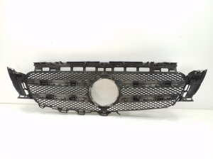  Front grille 