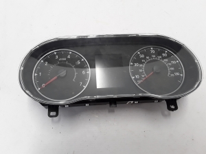 Dacia Duster (2017–2024) Instrument cluster 1248108412R - 4