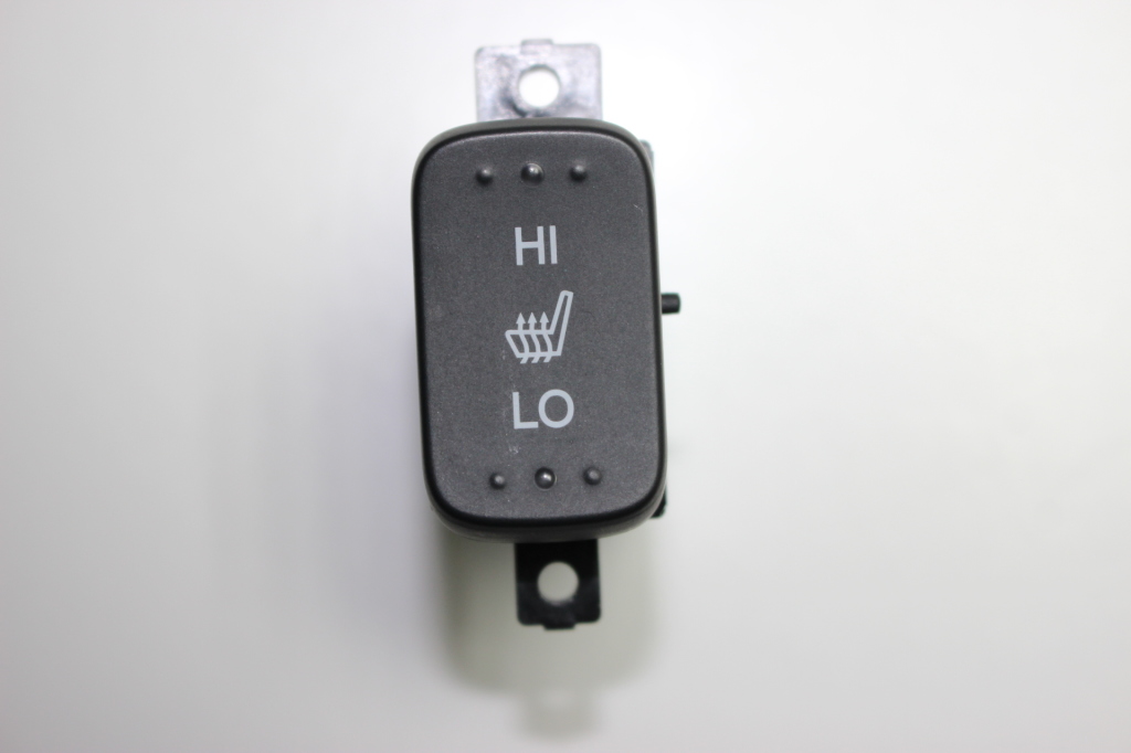 HONDA CR-V 4 generation (2012-2019) Seat heating switch M36580 21595757