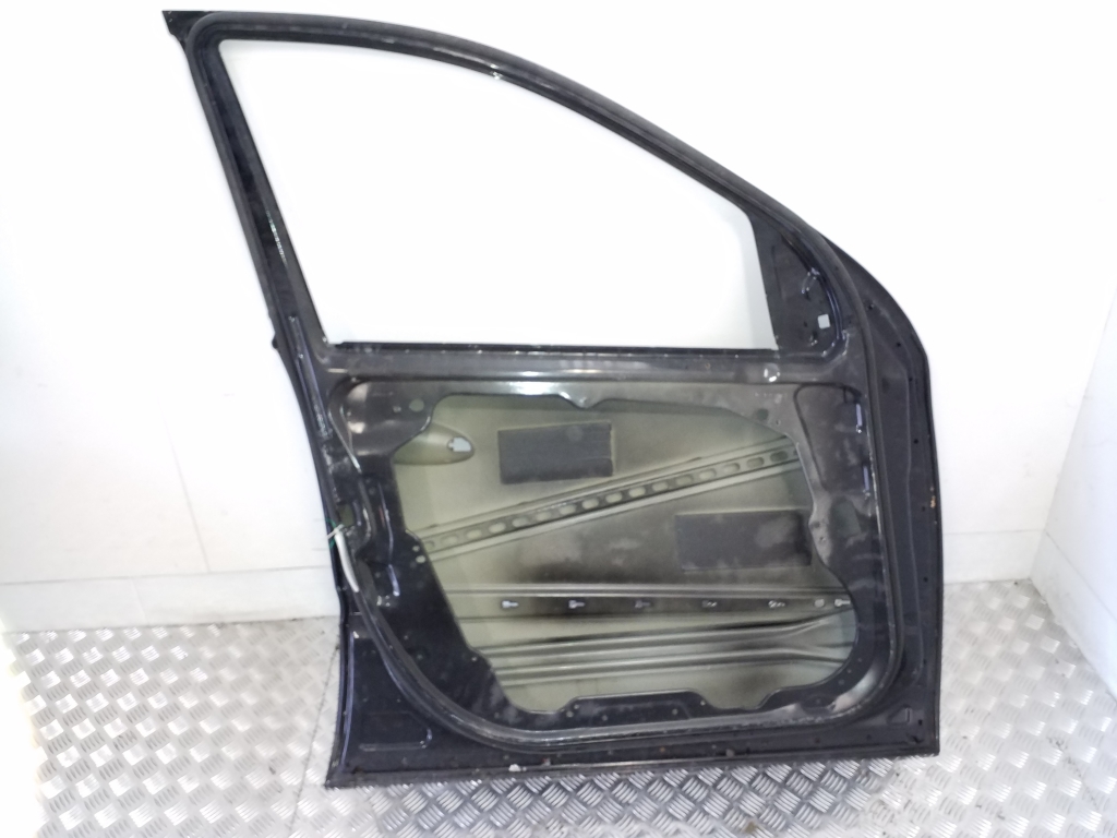 MERCEDES-BENZ M-Class W164 (2005-2011) Front Left Door 20380238