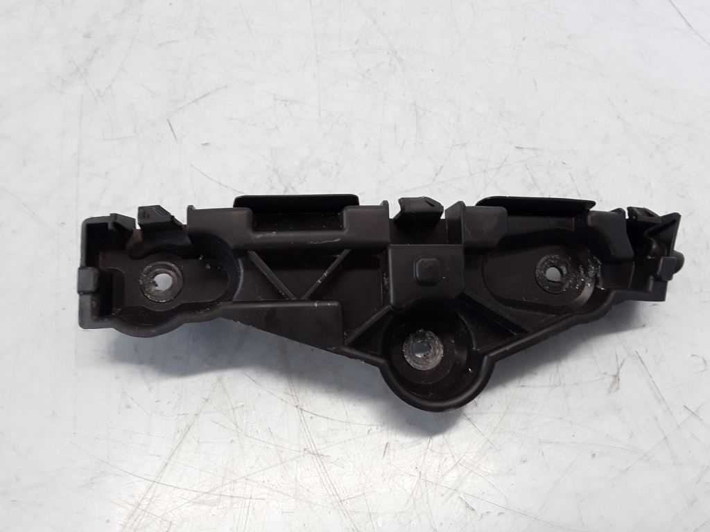 Used Dacia Sandero Front bumper bracket 622239585R