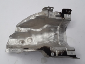 Dacia Duster (2017–2024) Muffler heat shield 747513678R - 2