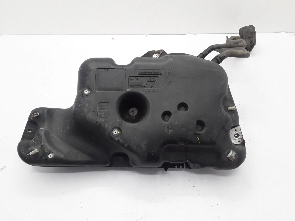 Used Dacia Duster Fuel tank 172027258R