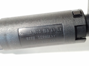 Mercedes Benz SLK-Class 171 (2004–2011) Süütepool A0001502580 - 3