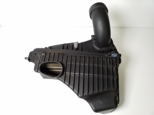 Õhufiltri korpus ja selle osad - 7L5128607D