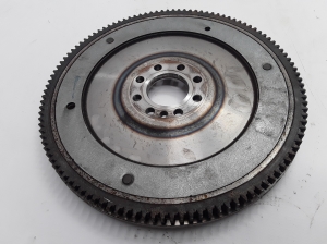  Clutch flywheel 