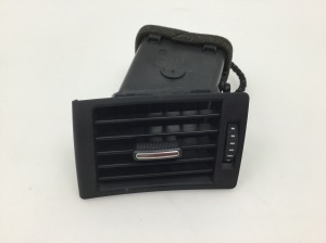 Dashboard air vent grilles - 8E0820901F