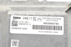 Peugeot 208 (2012–2019) Motorsteuergerät 9805895780 - 2