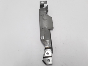 VOLVO V90 (2016–2026) Front fender bracket 31416627 - 2