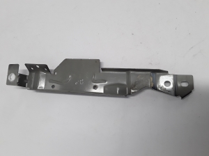 VOLVO V90 (2016–2026) Front fender bracket 31416627 - 4