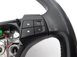  Steering wheel 