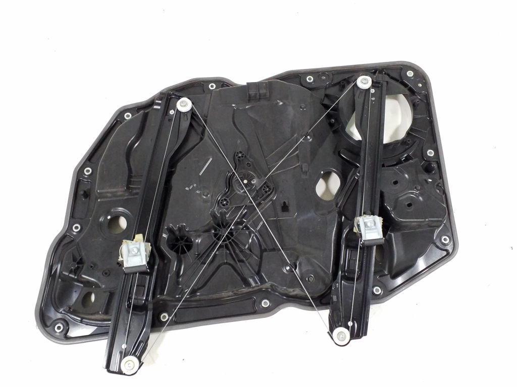 VOLKSWAGEN Touareg 2 generation (2010-2018) Priekšējo kreiso durvju logu pacēlājs 7P6837755B 21613572