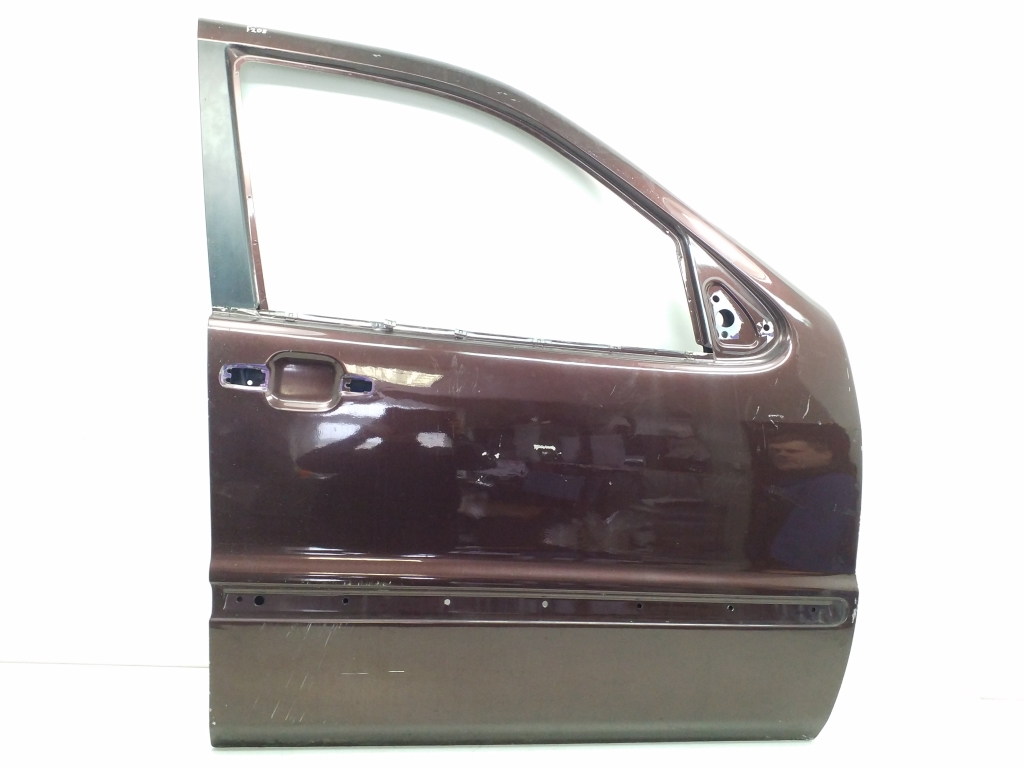 MERCEDES-BENZ M-Class W163 (1997-2005) Front Right Door 20380869