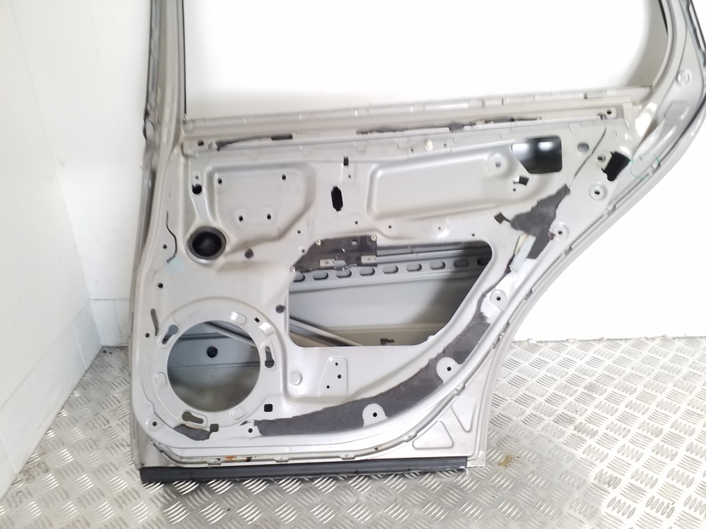 MERCEDES-BENZ E-Class W211/S211 (2002-2009) Right Side Sliding Door 20380815