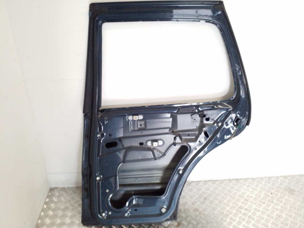 MERCEDES-BENZ M-Class W163 (1997-2005) Right Side Sliding Door 20380771