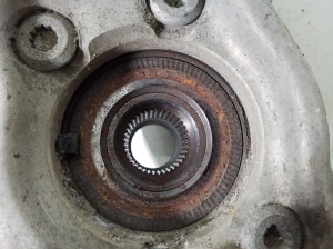 AUDI A8 D3 (2002–2010) Front wheel hub and its parts 4E0407254Q - 3