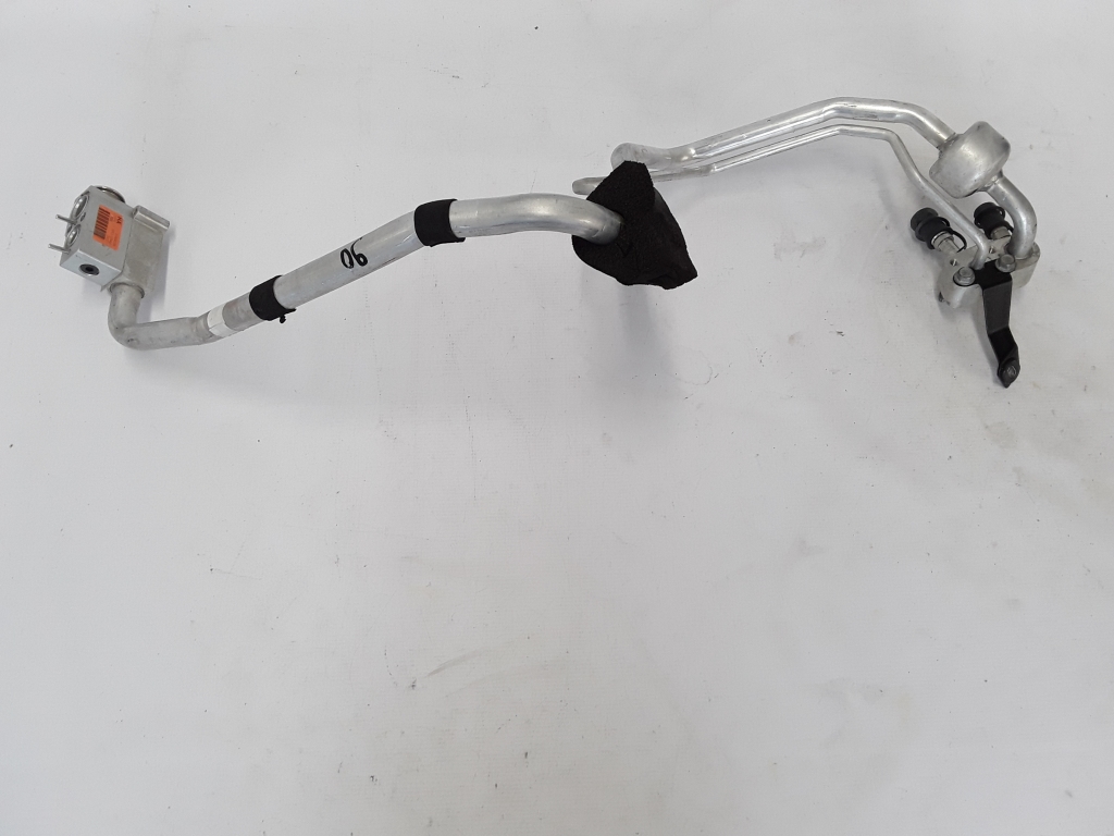 Used VOLVO S90 Hose for air conditioning 31404338
