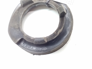 TOYOTA Verso (2009–2017) Rear spring support 482570D010 - 2
