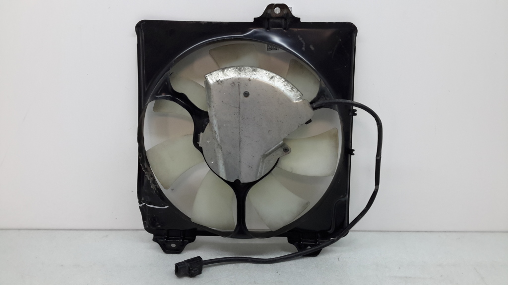 TOYOTA RAV 4 A2 (2000–2005) Jahutusventilaator ja selle osad 1671122090 TOYOTA RAV 4 A2 (2000–2005) Jahutusventilaator ja selle osad 1671122090