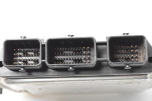 Peugeot 3008 (2009–2016) Engine control unit 966986680 - 4