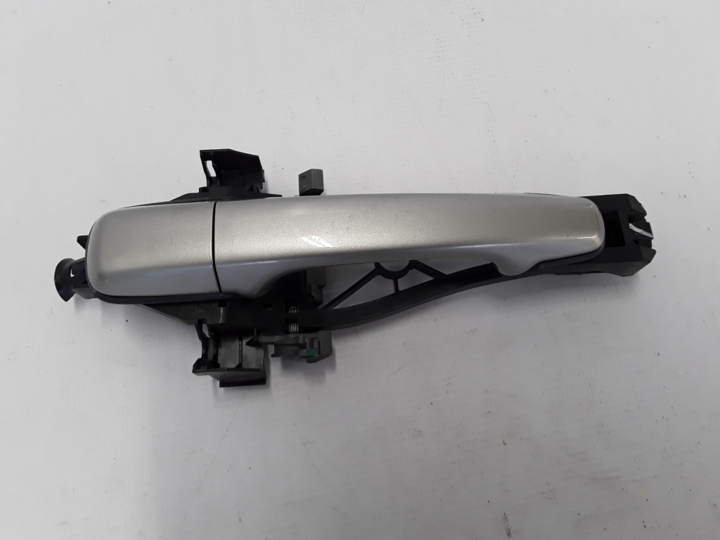 VOLVO XC60 1 generation (2008-2017) Left Side Sliding Door Exterior Handle 22382466