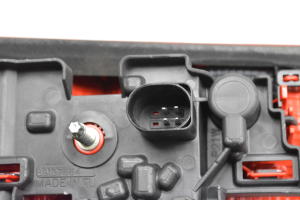 AUDI A6 C7 (2011–2018) Tagaluugi tagatuli ja selle osad 4G5945094 - 2