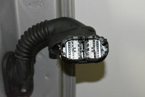 Ford C-MAX (2010–2026) Front door and its parts - 4