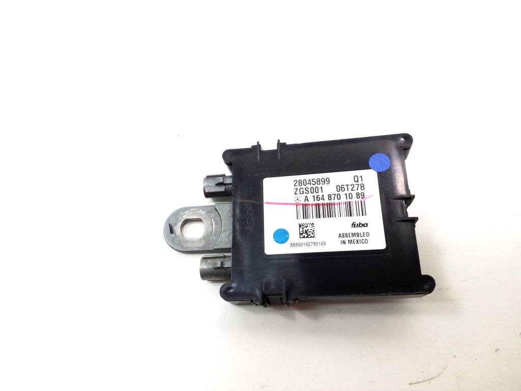 Mercedes Benz GL-Class 164 (2006–2012) Antenna amplifier A1648701089 Mercedes Benz GL-Class 164 (2006–2012) Antenna amplifier A1648701089