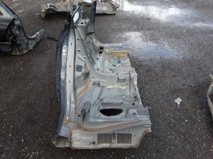 VOLVO XC60 (2017–2026) Tagumine poritiib ja selle osad 31484169 - 2