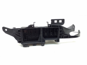 Mercedes Benz GL-Class 164 (2006–2012) Fuse box in the trunk A1645402372 - 2