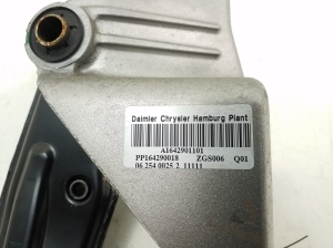 Mercedes Benz GL-Class 164 (2006–2012) Piduripedaal A1642901101 - 2