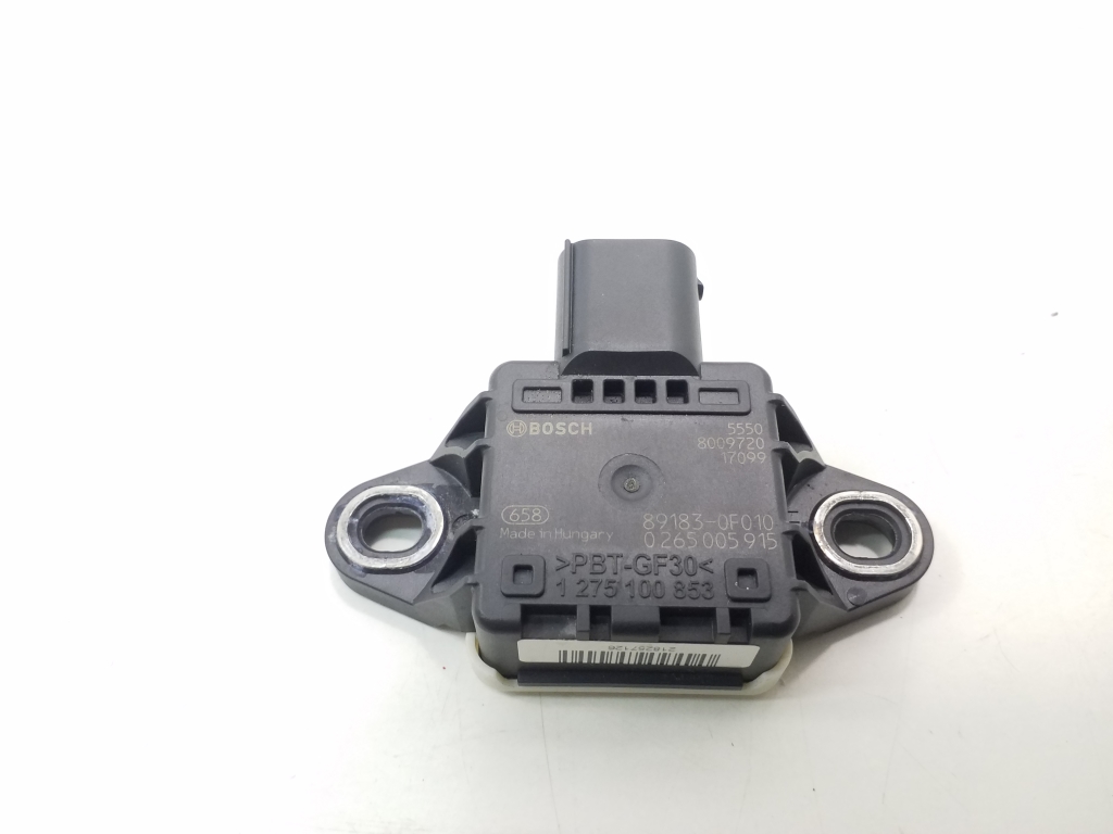 TOYOTA Verso 1 generation (2009-2015) Additional Inner Engine Parts 891830F010 20381306